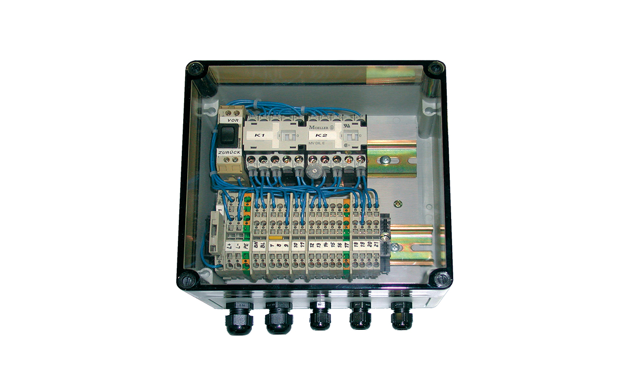 Velleman p2602. линейный блок питания 5 в. Velleman k4303 схема. Rf modulator. Astron rs-15a.